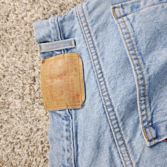 Vintage Levi’s 505 Denim Shorts Mens 38 Dad Light Wash - Picture 8 of 9